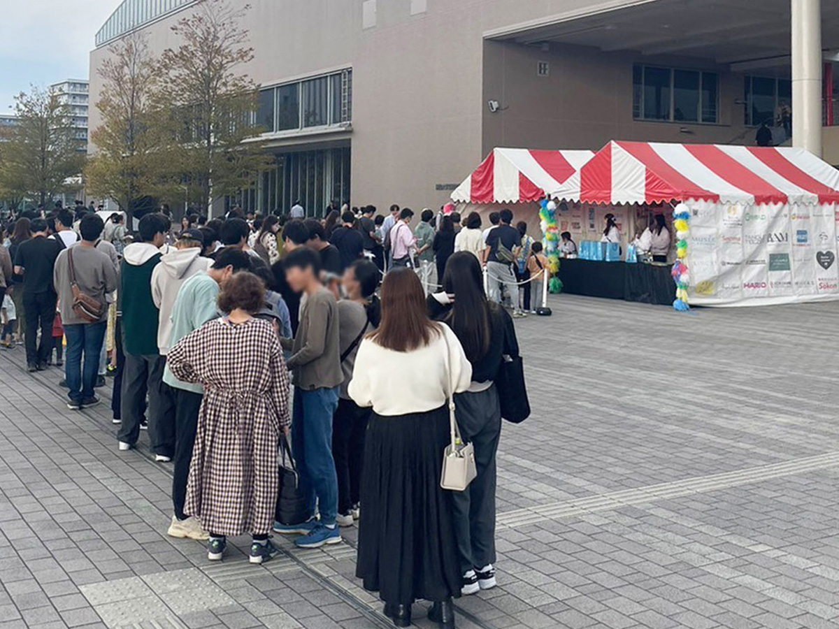 獨協大学主催の学園祭「雄飛祭」にフリーザーバッグを協賛させていただきました。