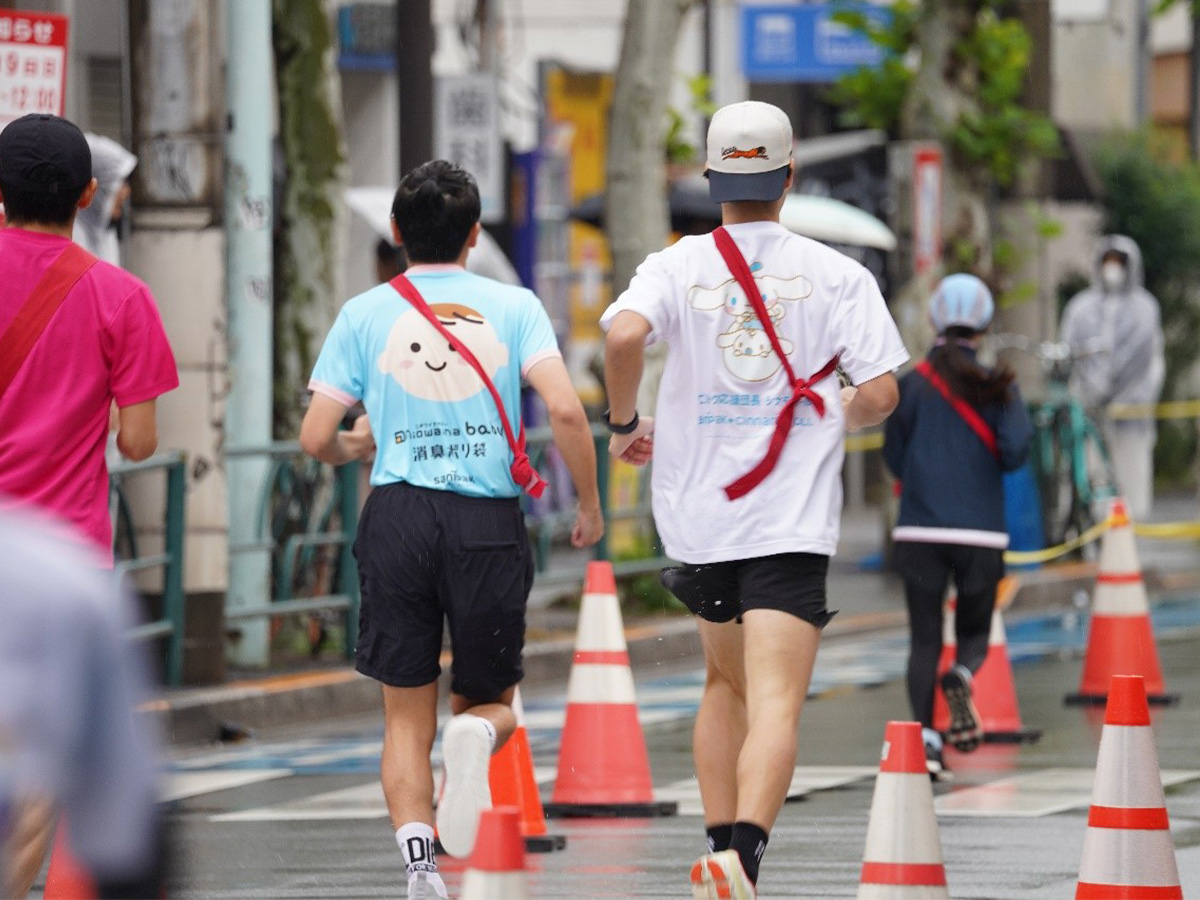 デッドヒートを繰り広げるチーム サニパックとチーム niowaina baby